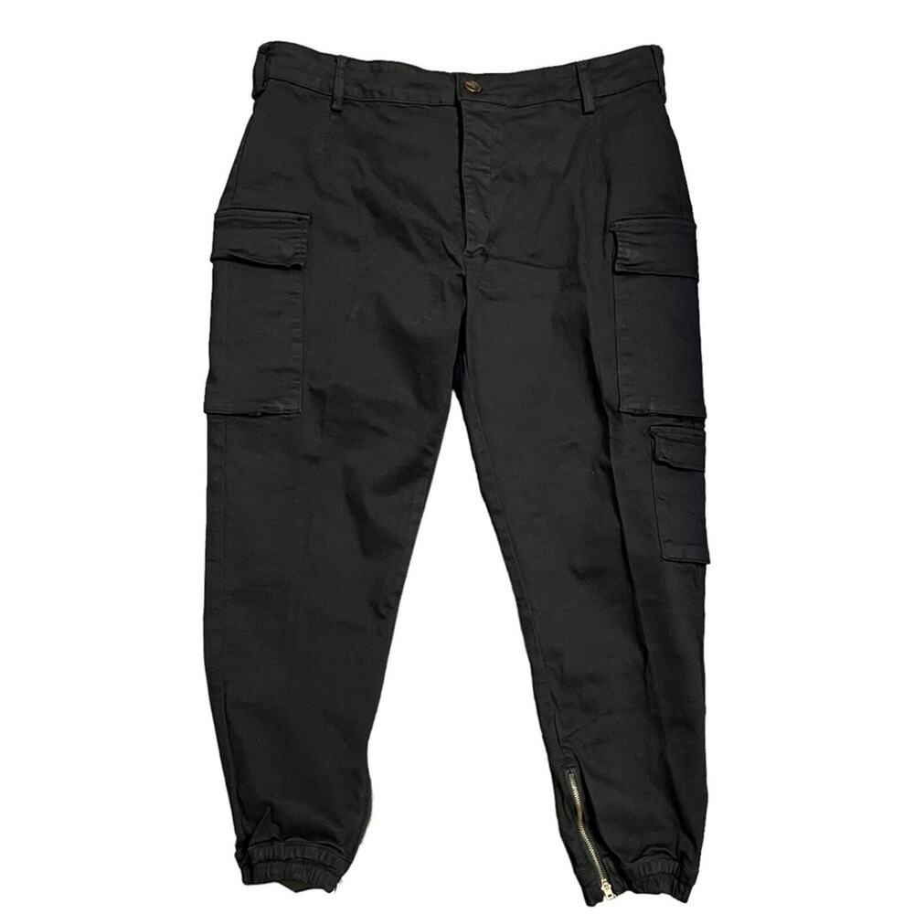 Fashion Nova Black Kalley Cargo Pants Size 2X NWT - Picture 3 of 7